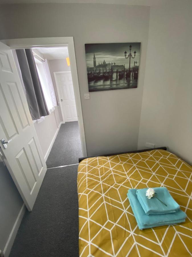 Solihull Apartment Бирмингем Экстерьер фото